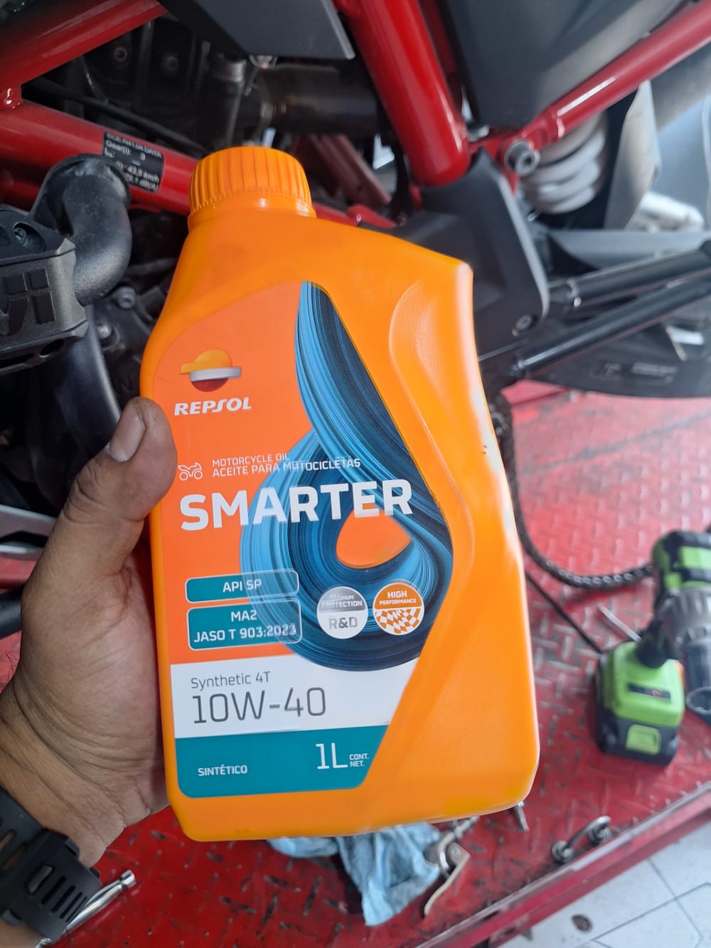 La dirección de mi moto tiene juego — diagnóstico en Fix Moto